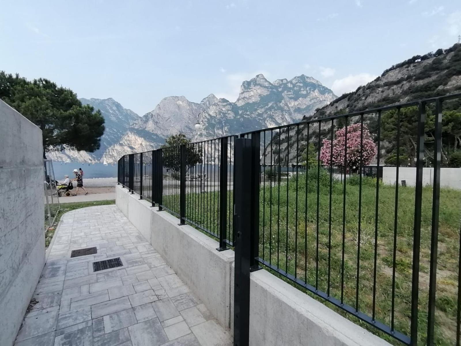 Torbole Lake Front 토르볼레 외부 사진