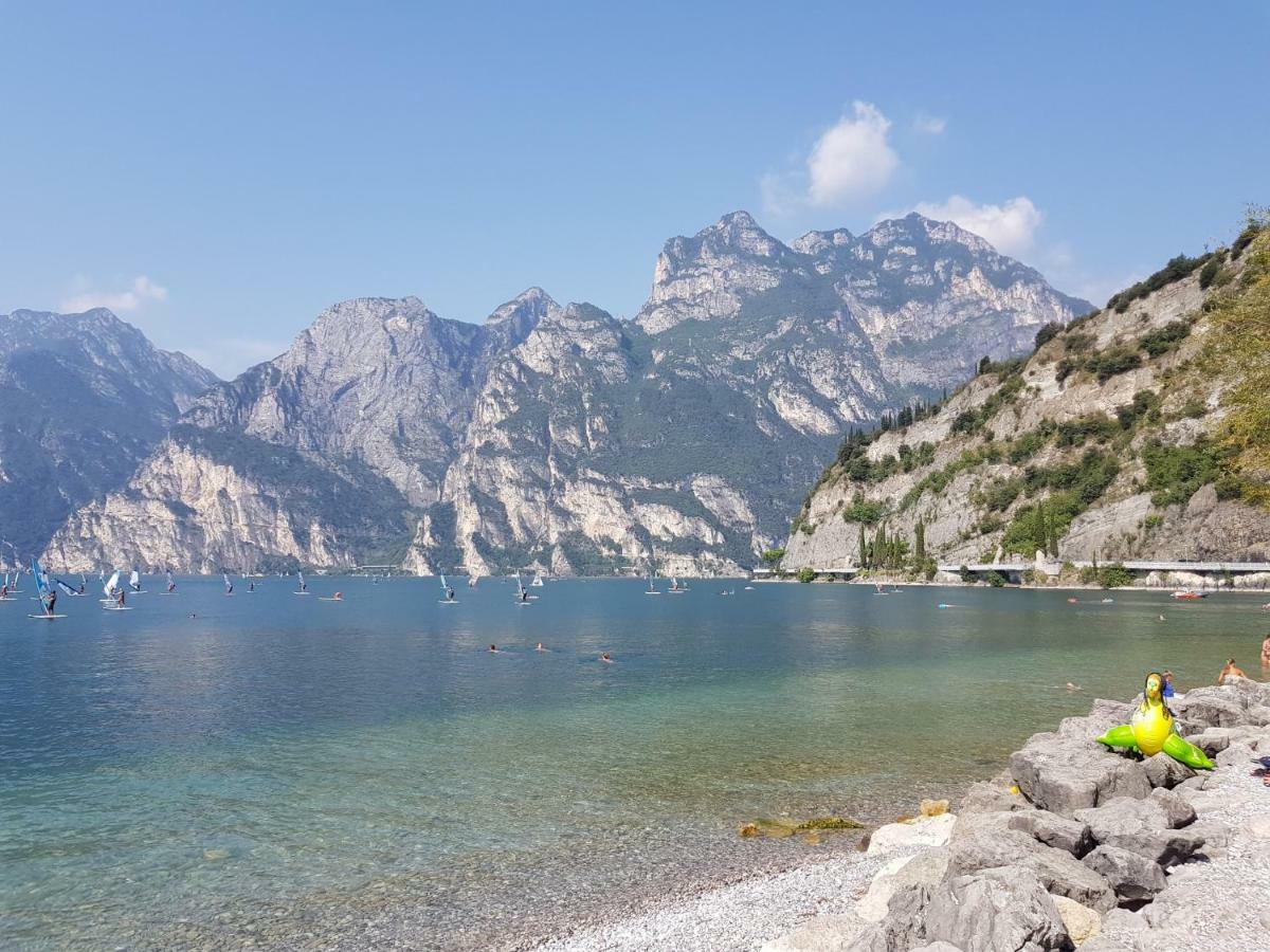 Torbole Lake Front 토르볼레 외부 사진
